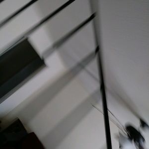 Meet your Posher, Raven